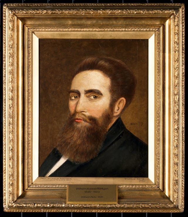 Wilhelm Rontgen (1845-1923) : decouverte des rayons X et premier Nobel de physique